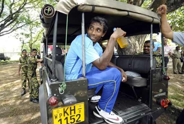 5737islandcricket.jpg Photo.