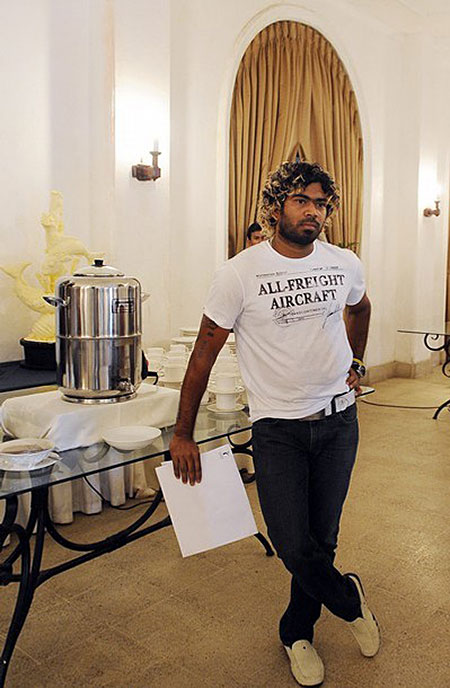 IC2011AFP714009.jpg Lasith Malinga