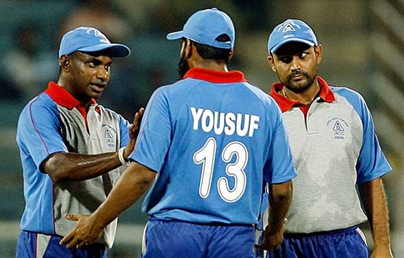 IC2011AFP8741005.jpg Sanath Jayasuriya