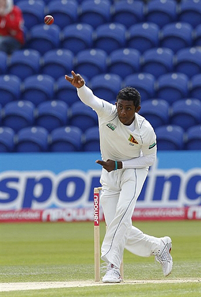 IC2011AFP051810.jpg Mendis' unorthodox release
