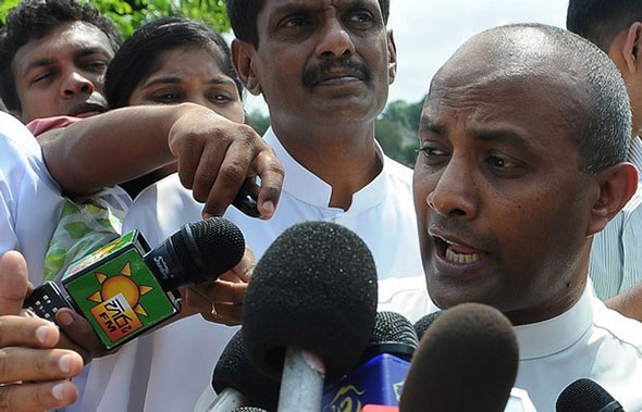 IC2011AFP184558.jpg Hashan Tillakaratne