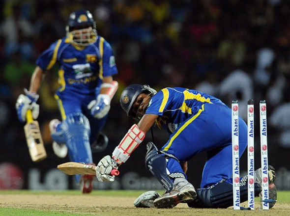 IC2011AFP568500556.jpg Dinesh Chandimal