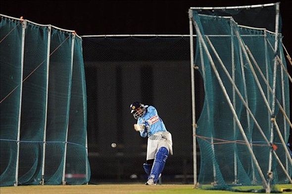 IC2011AFP8002317.jpg TM Dilshan
