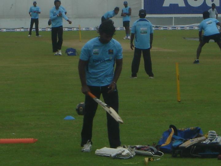 Kumar Sangakkara holds his bat while practice at Galle