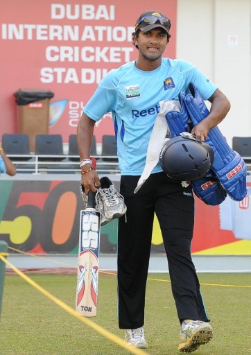 000_Nic6027650.jpg Dinesh Chandimal