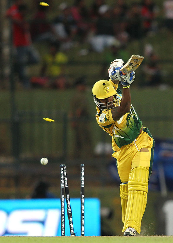 ROY17470.jpg Chamara Kapugedera