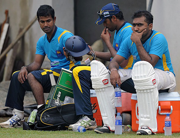 100_Del6169160.jpg Sri Lankan cricketers
