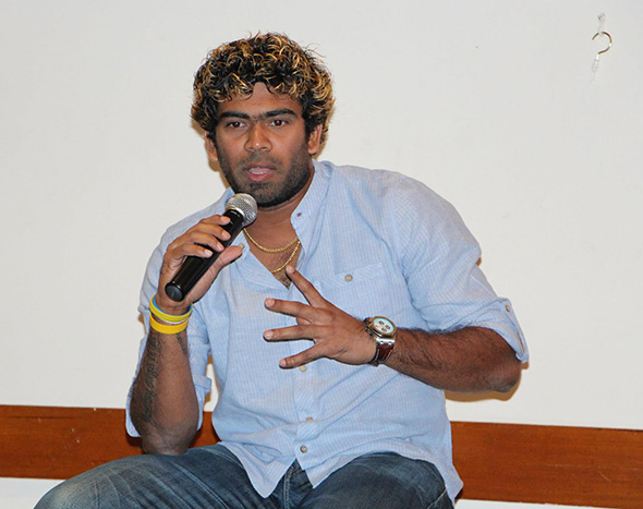 440032.jpg Lasith Malinga