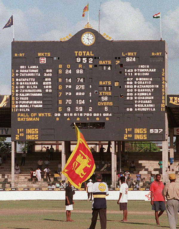 000_SAHK970806064650.jpg Scoreboard displays highest Test match total in cricket history