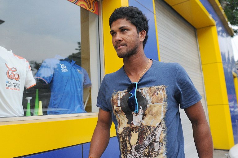 000_Par7494034.jpg Dinesh Chandimal