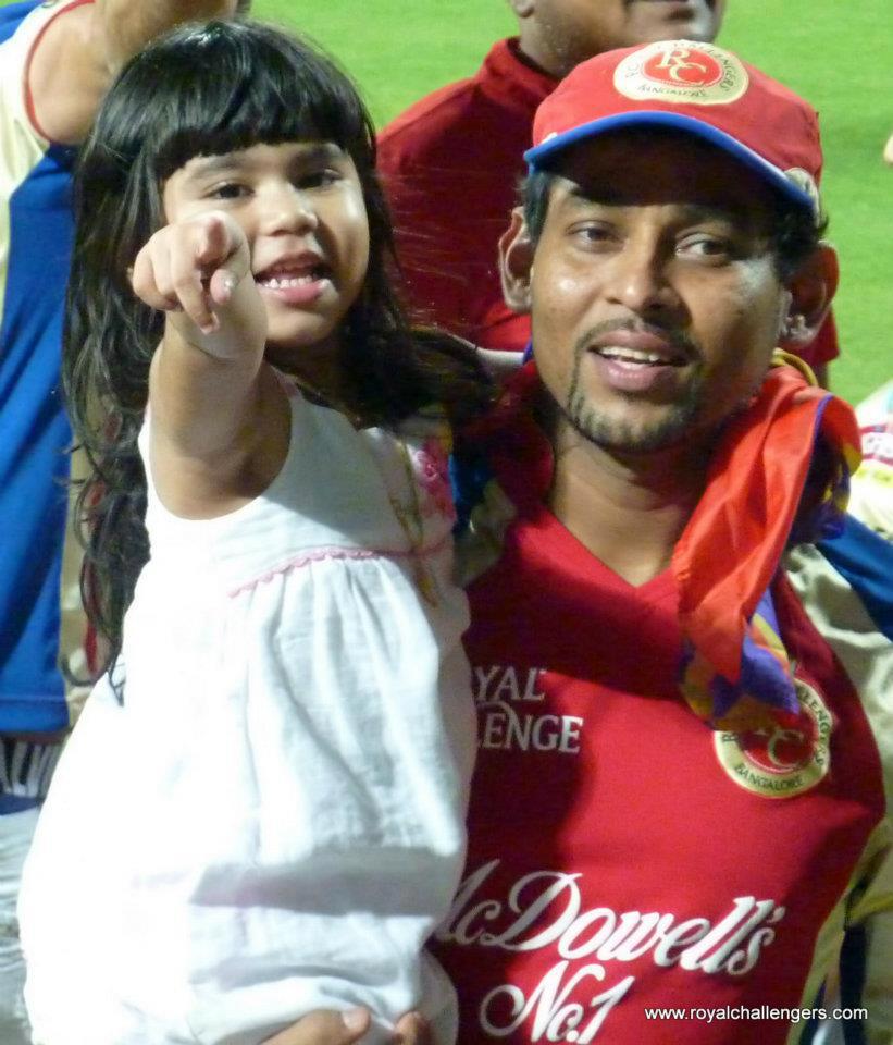 Dili with his adorable daugter