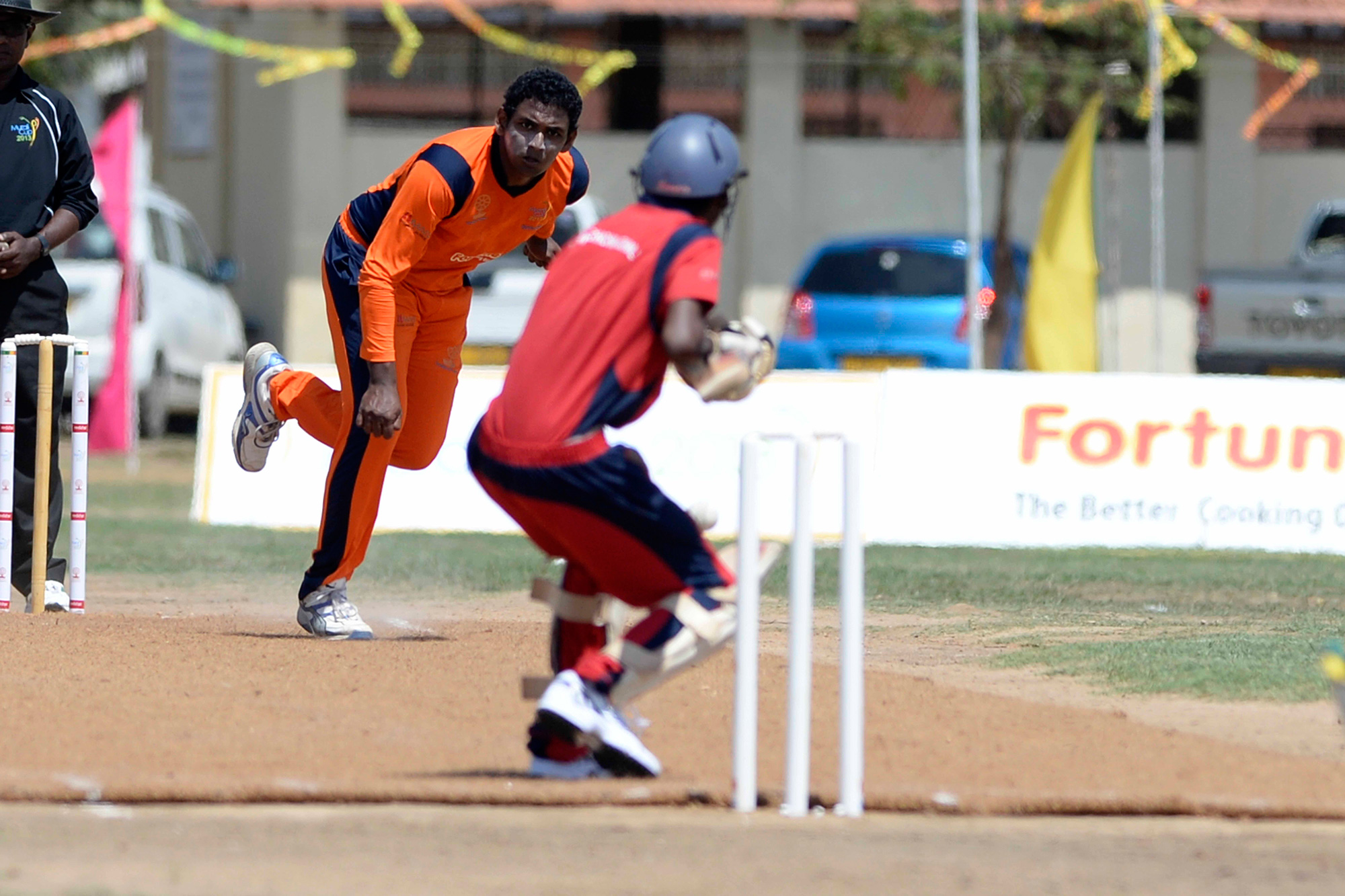3_DSC0284x.jpg Day 1 in pictures - Murali Harmony Cup 2013