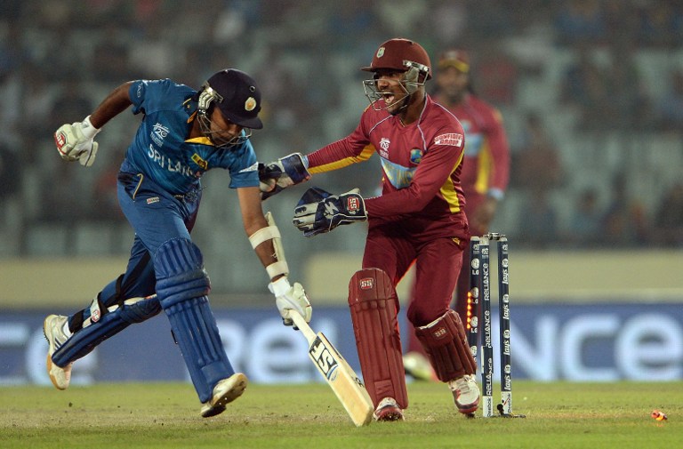 000_Del6306242.jpg Mahela Jayawardene