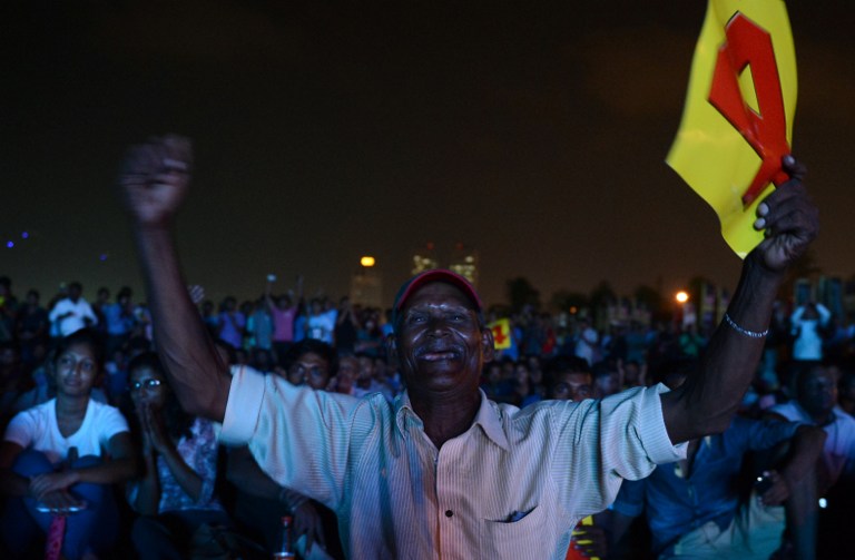 000_Del6306305.jpg Sri Lankan cricket fans