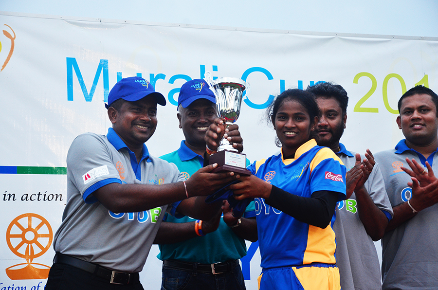 ic8495956.jpg Rangana Herath