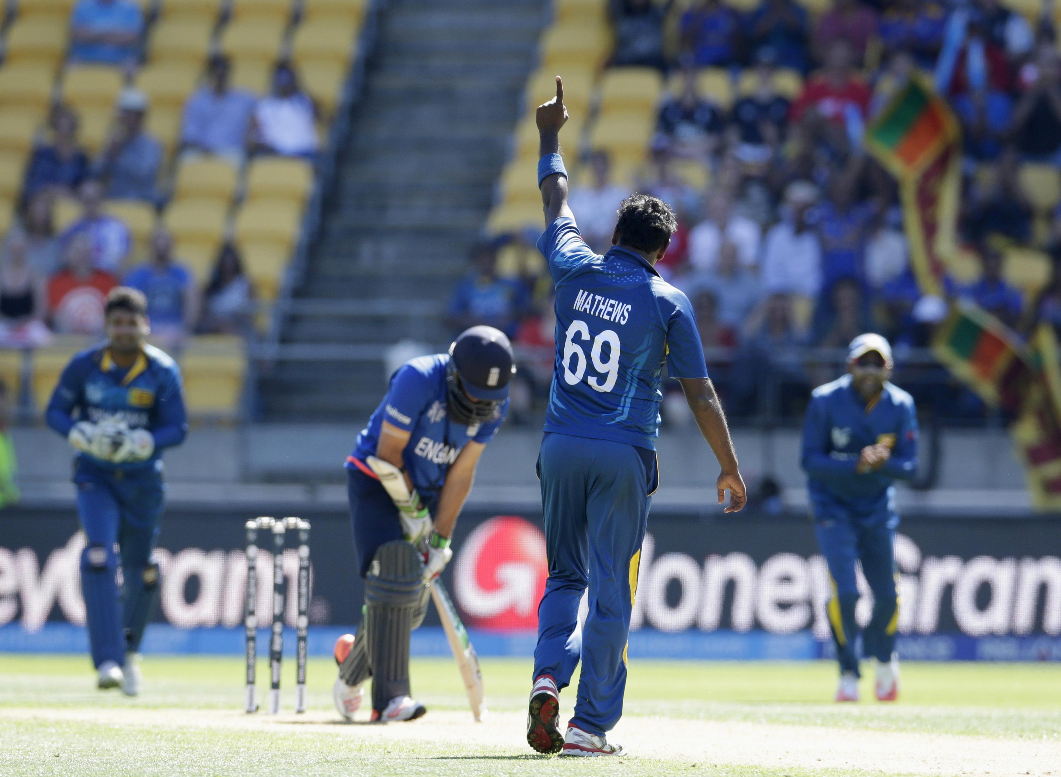 2015-02-28t231347z_1120305151.jpg Angelo Mathews