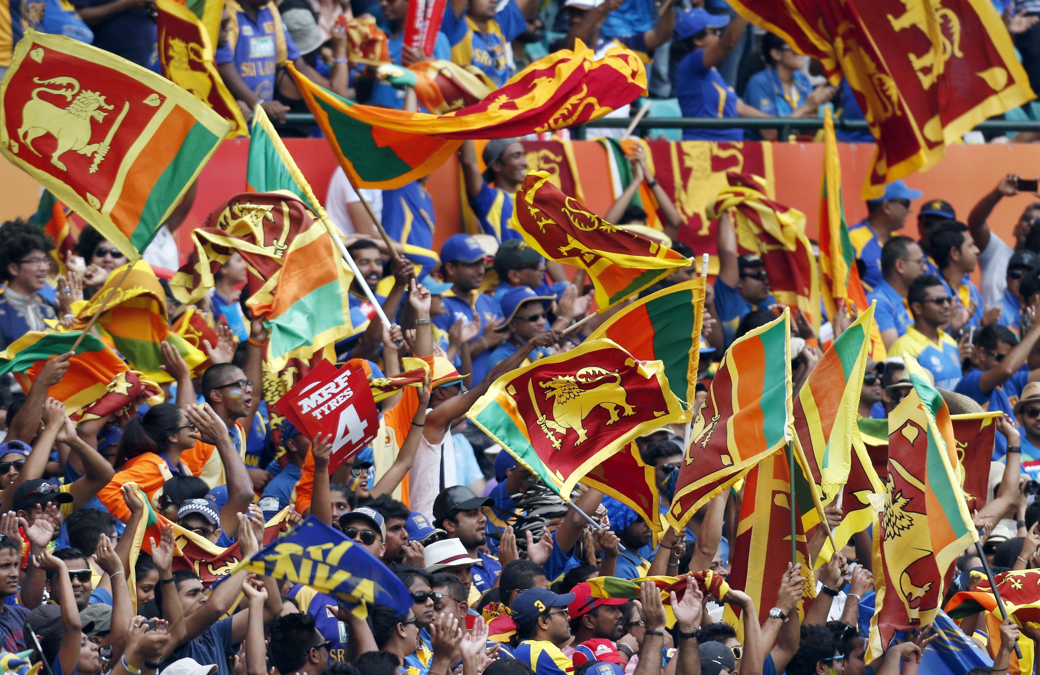 2015-03-08t042908z_350418326.jpg The fans