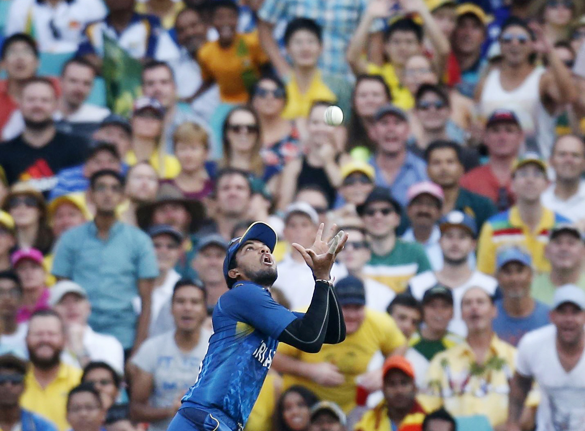 2015-03-08t072456z_484252541.jpg Dinesh Chandimal