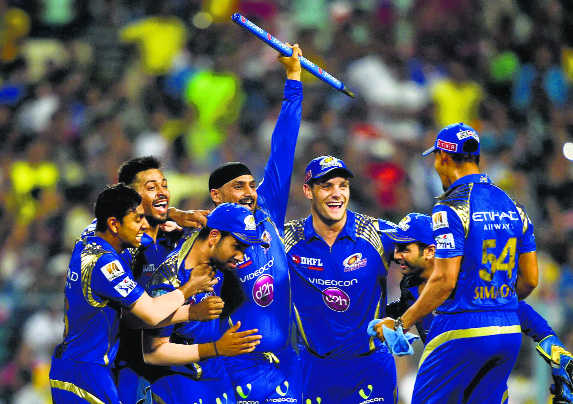 2015_5largeimg25_may_2015_0223107431.jpg Sri Lanka Cricket News