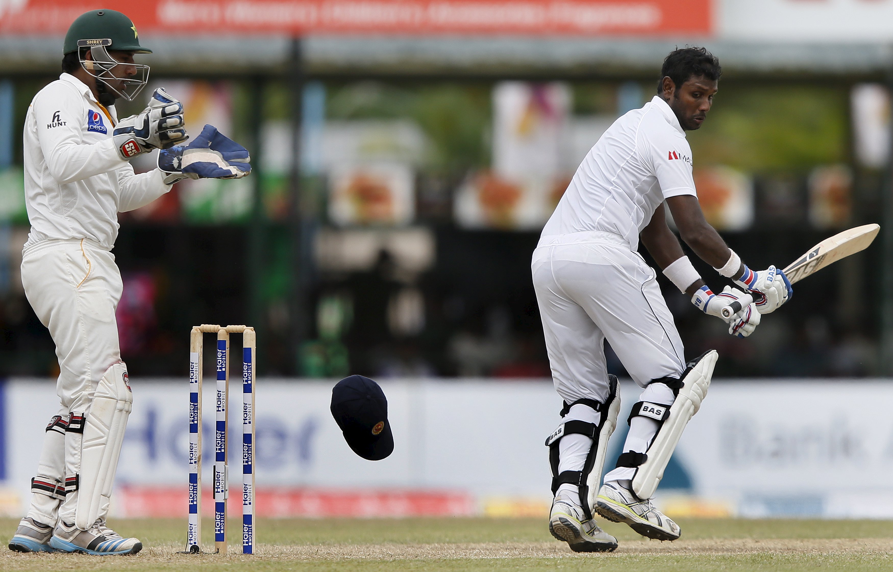 2015-06-26t090030z_1260927581_gf10000139628_rtrmadp_3_cricket-lanka.jpg Angelo Mathews