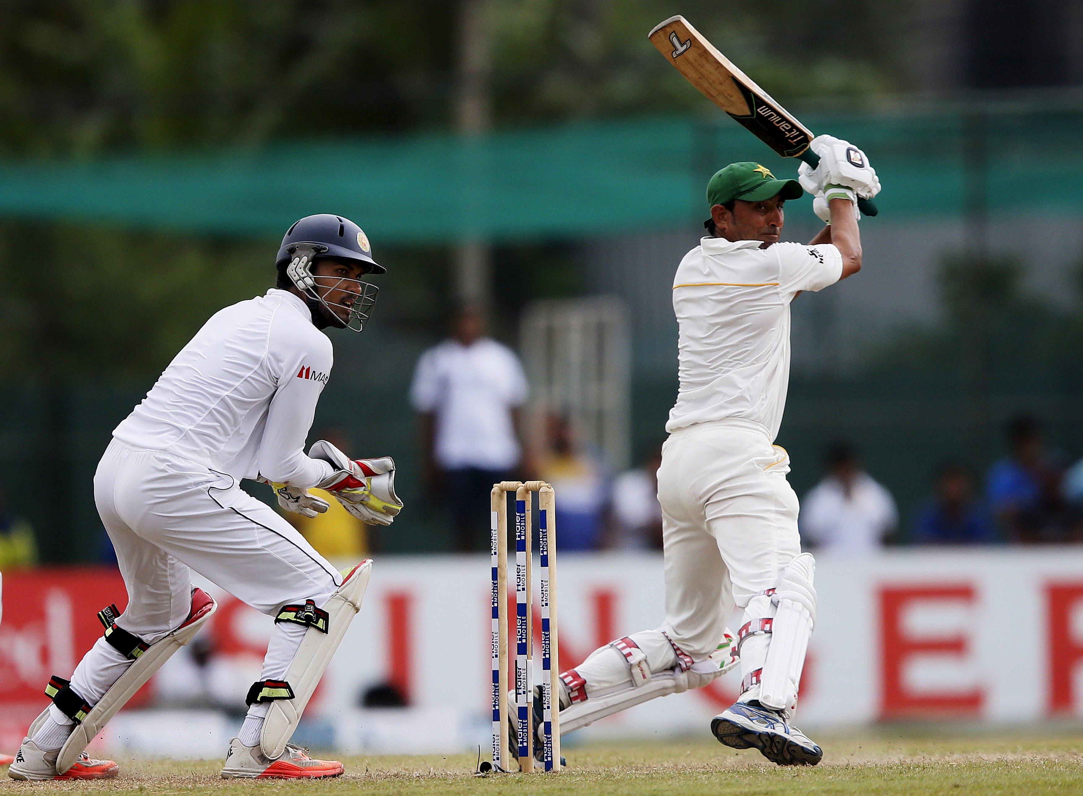 2015-06-27t112055z_1256202632_gf10000140945_rtrmadp_3_cricket-lanka.jpg Younis Khan