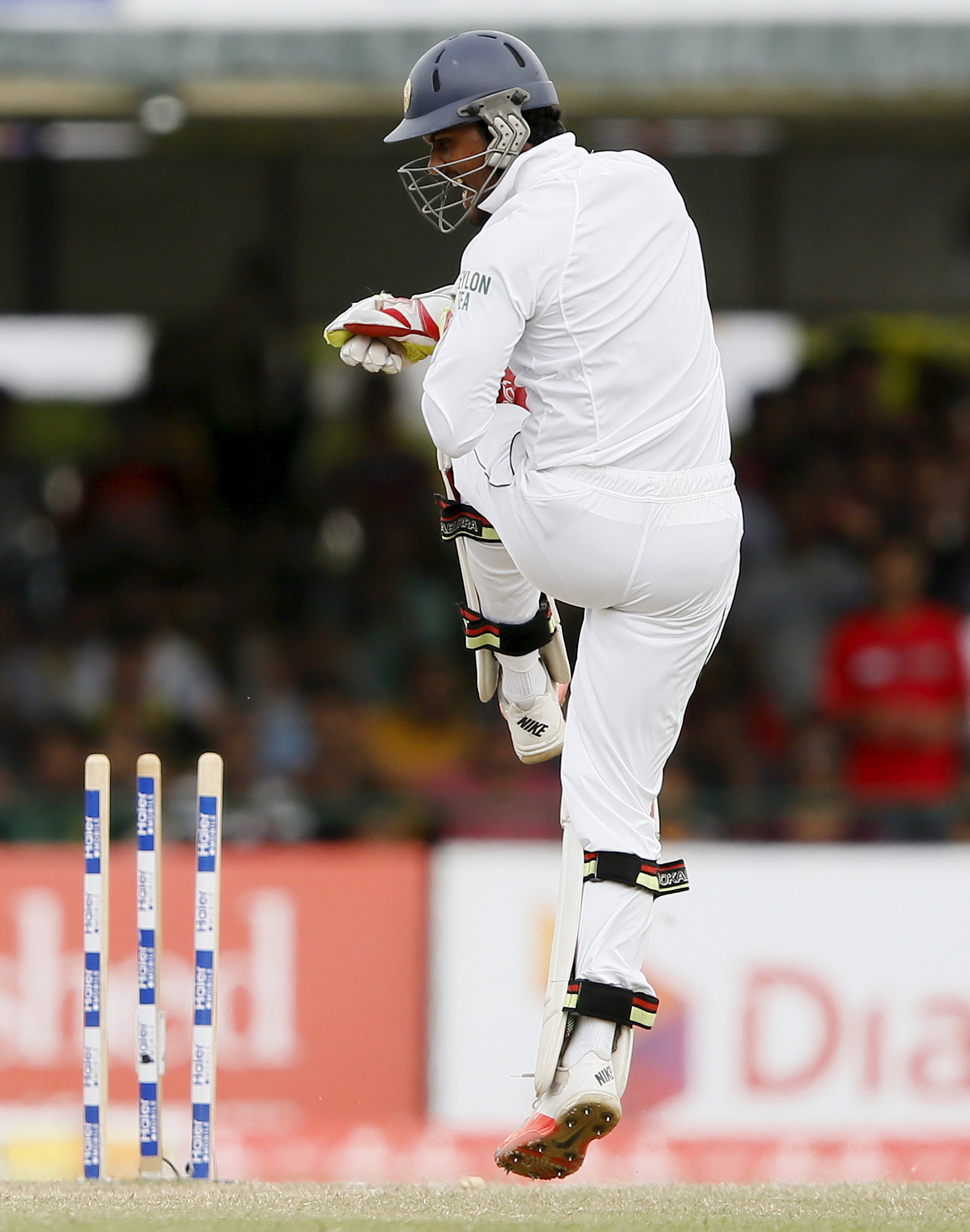2015-06-28t093132z_231220129_gf10000142167_rtrmadp_3_cricket-lanka.jpg Dinesh Chandimal