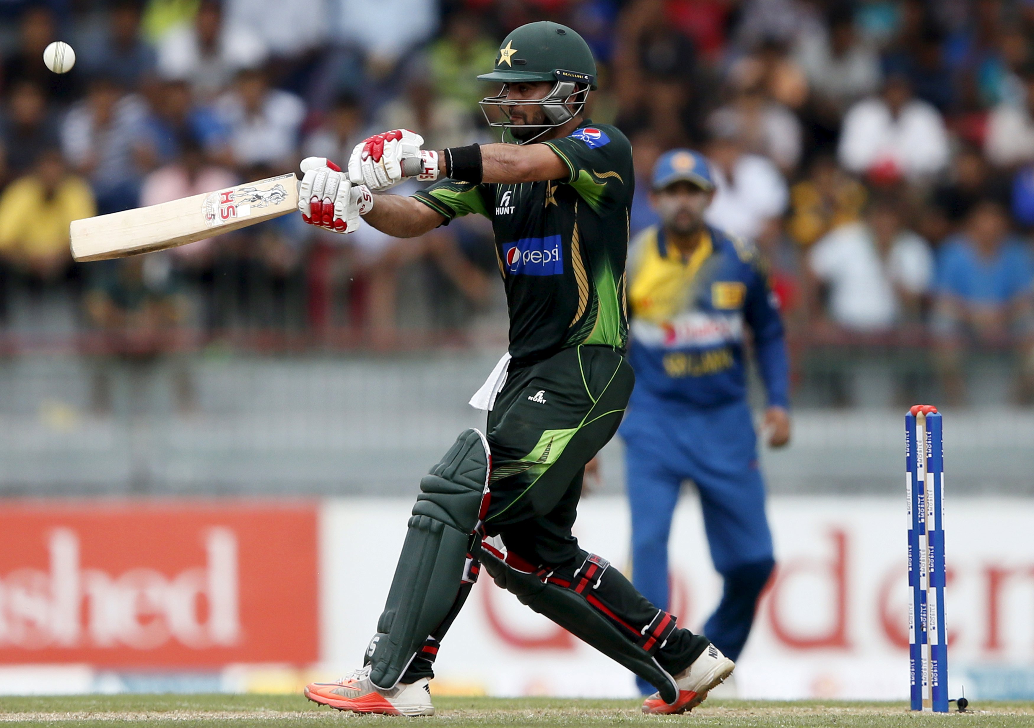 2015-07-19t114553z_1728313453_gf10000163993_rtrmadp_3_cricket-lanka.jpg Ahmed Shehzad