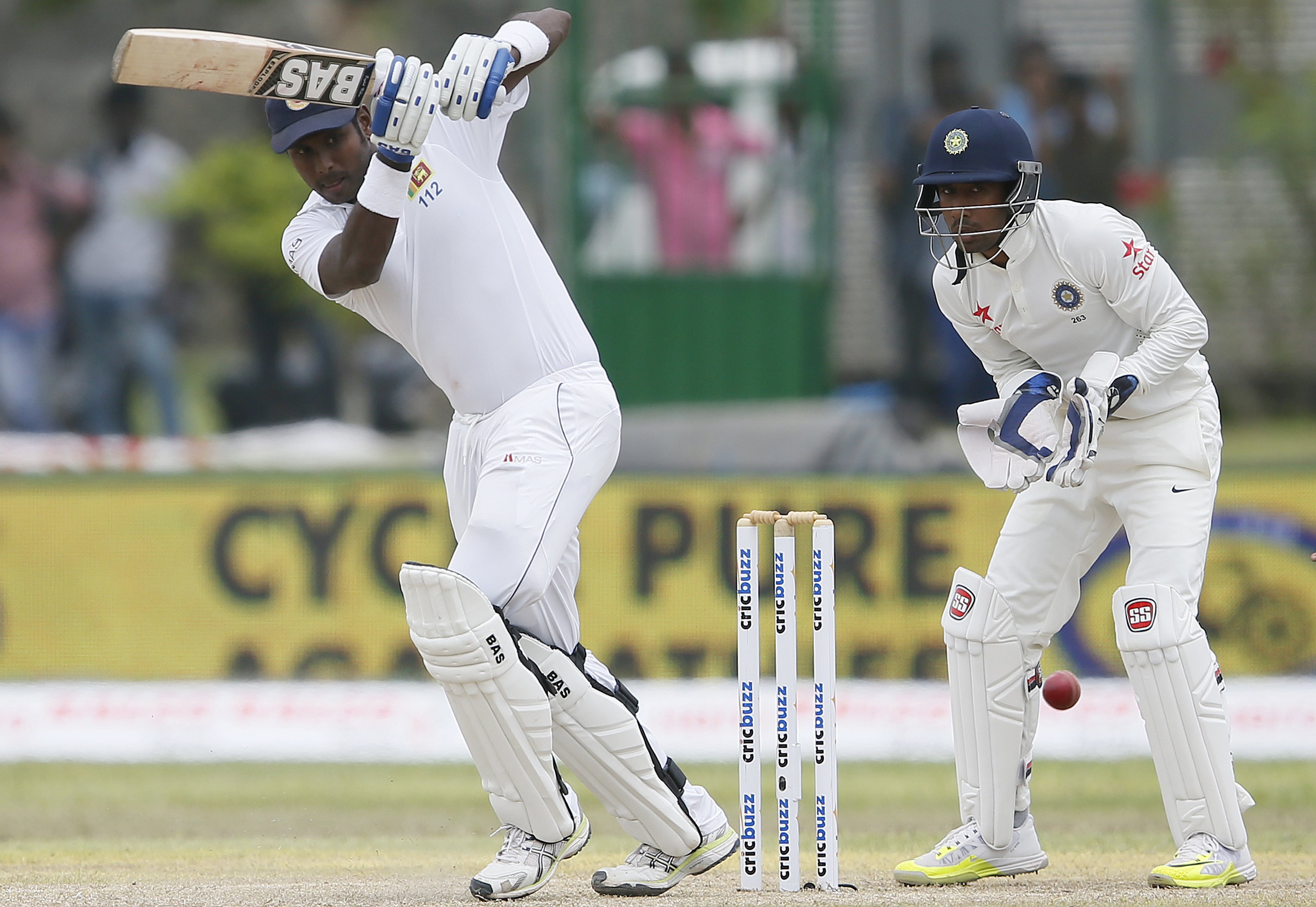 2015-08-12t082438z_561814214_gf10000171474_rtrmadp_3_cricket-india.jpg Sri Lanka's captain Angelo Mathews