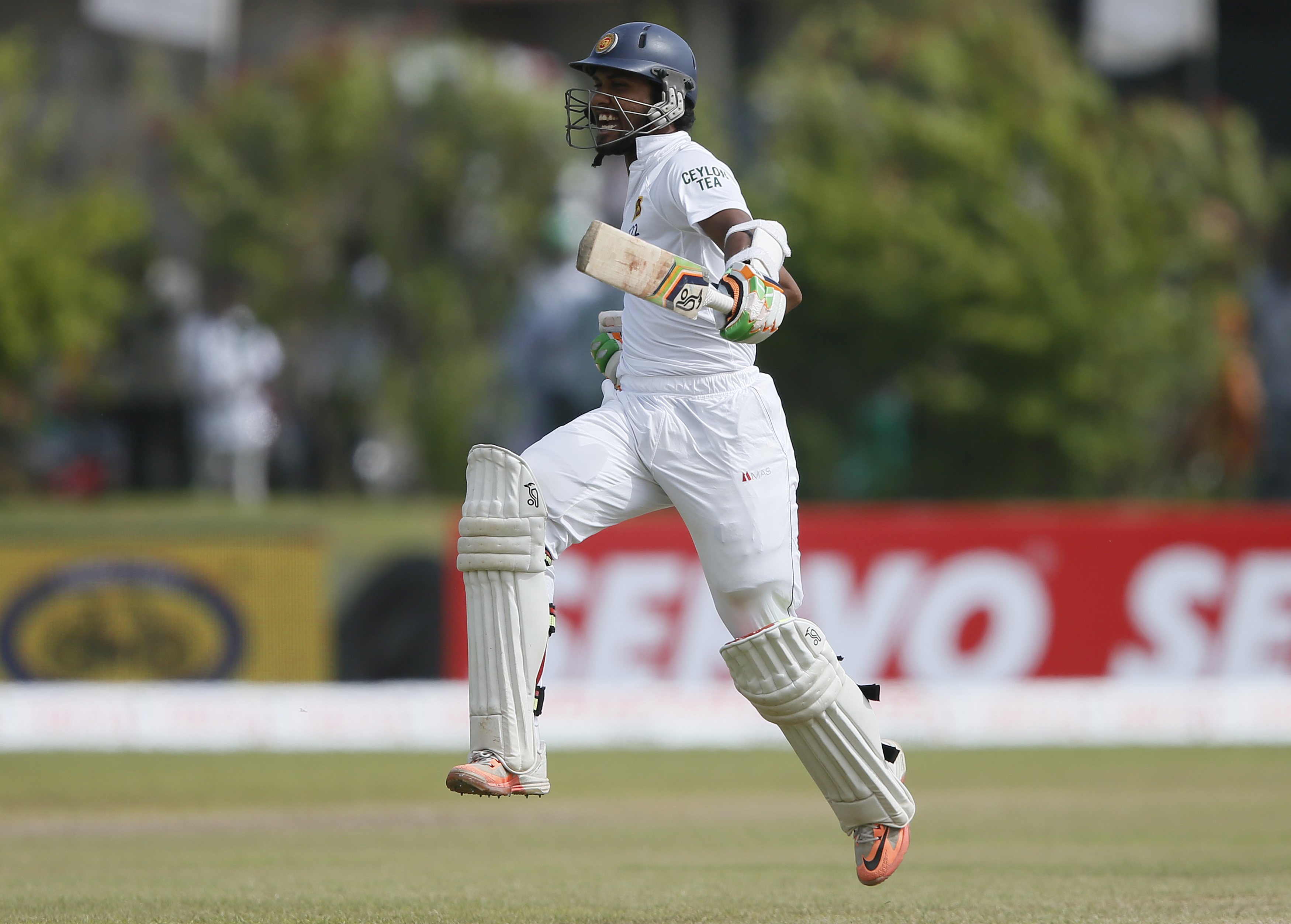 2015-08-14t095725z_222843080_gf10000173598_rtrmadp_3_cricket-lanka.jpg Dinesh Chandimal