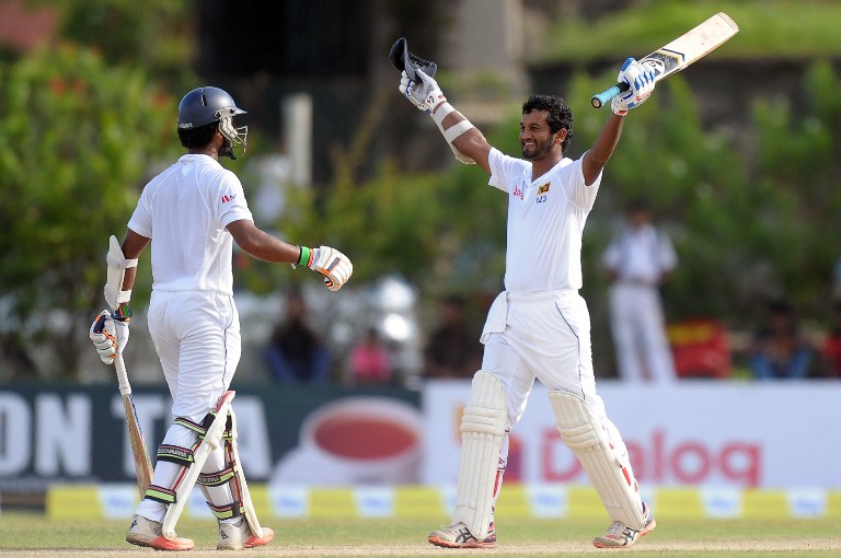 000_del6451876.jpg Dimuth Karunaratne