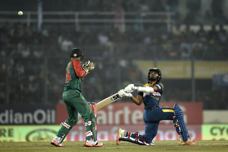 000_8b6we.jpg Dinesh Chandimal