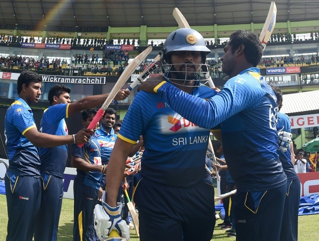 000_fo347.jpg Tillakaratne Dilshan