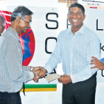 z_p15-gesture1.jpg Sri Lanka Cricket News