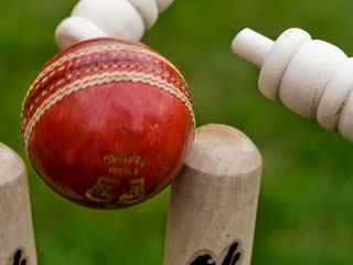 cricket_ball_hits_the_stumps_8753.jpg Sri Lanka Cricket News