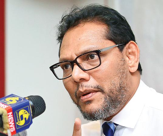 z_p28-ex-minister.jpg Sri Lanka Cricket News
